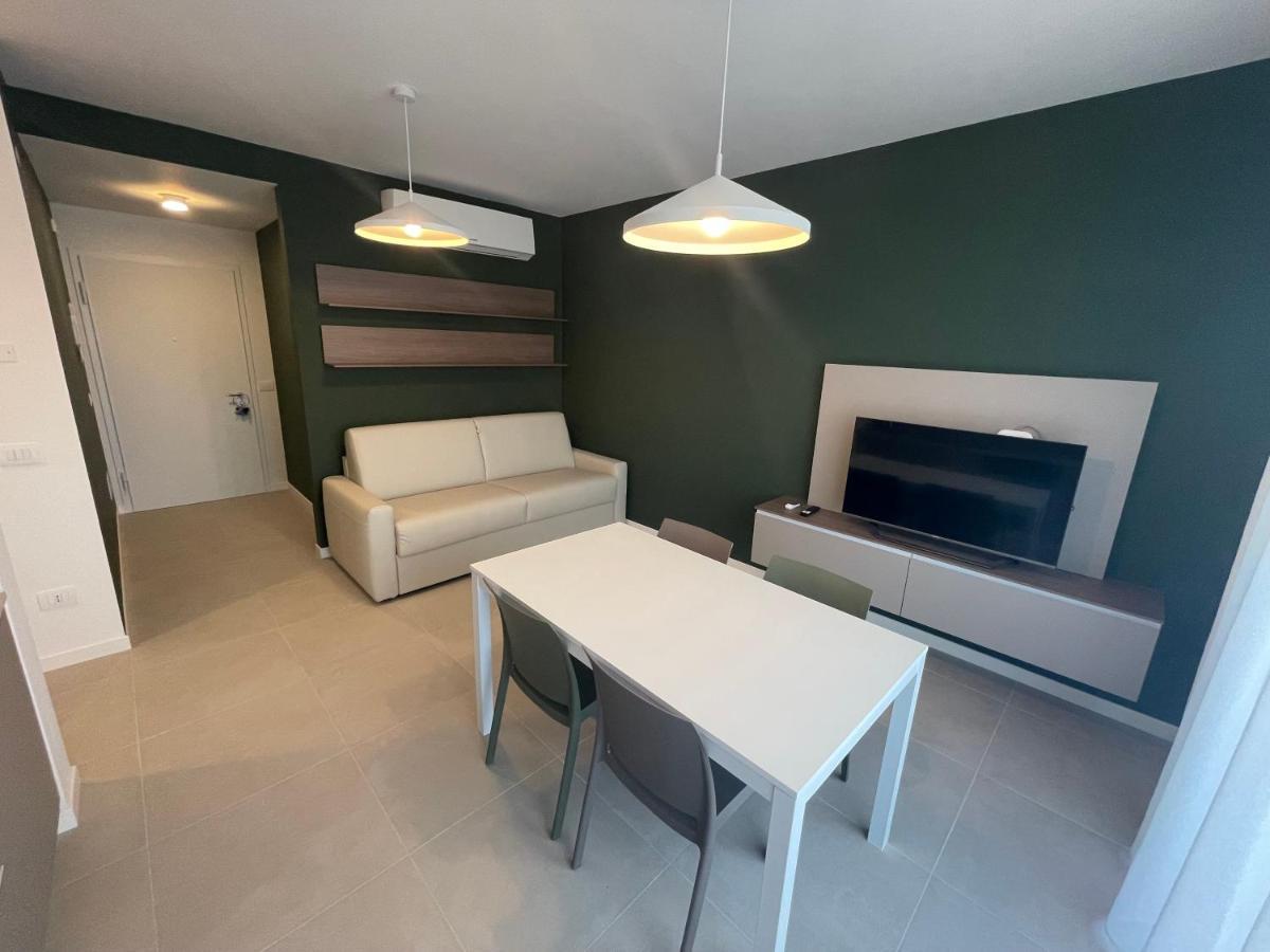 Woody Green Charming Apartments - Agenzia Cocal Каорле Екстер'єр фото