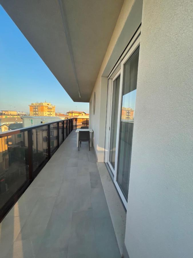 Woody Green Charming Apartments - Agenzia Cocal Каорле Екстер'єр фото